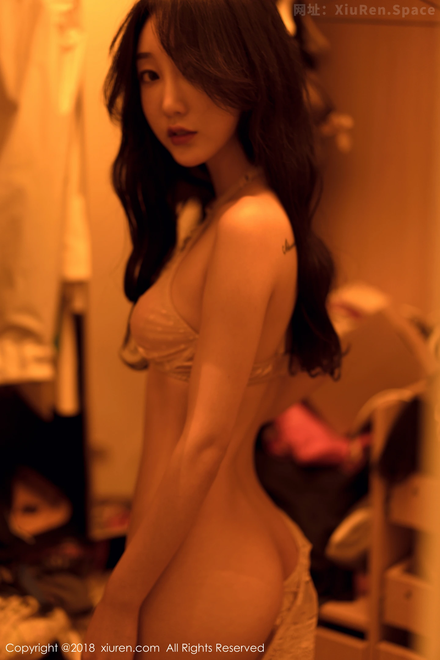 图片[3]-[XiuRen秀人网]VOL.1210 嫩模小九月浴缸里白色蕾丝内衣半脱双手挡乳火辣诱惑写真40P-秀人网官方网站